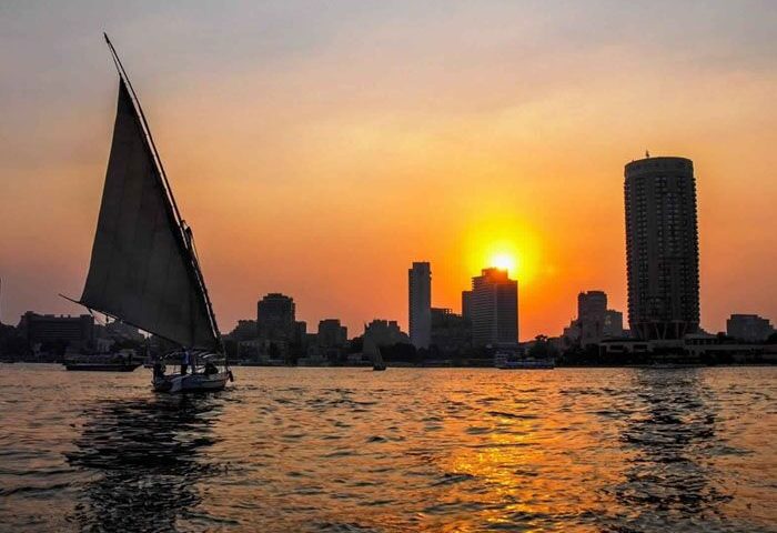 felucca ride on the nile 700x500