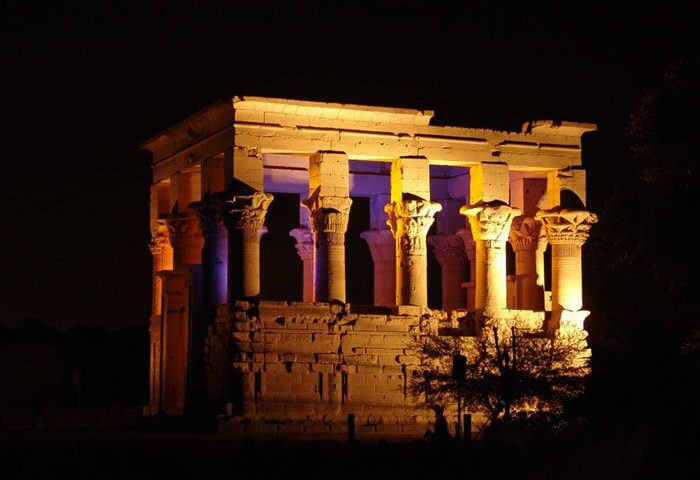 sound light show at philae temple 700x500